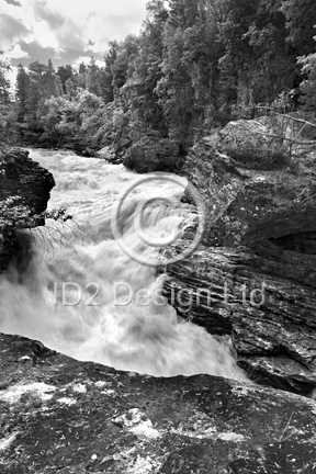 Original photography by Terence Waeland - Romsdalen Valley 02
