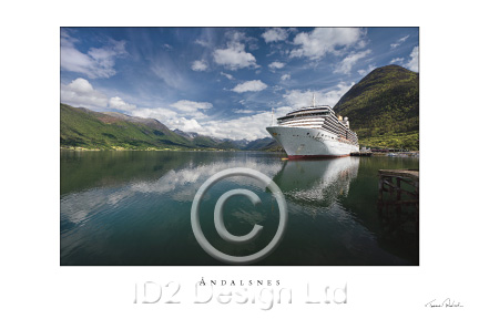 Original photography by Terence Waeland - Åndalsnes 02